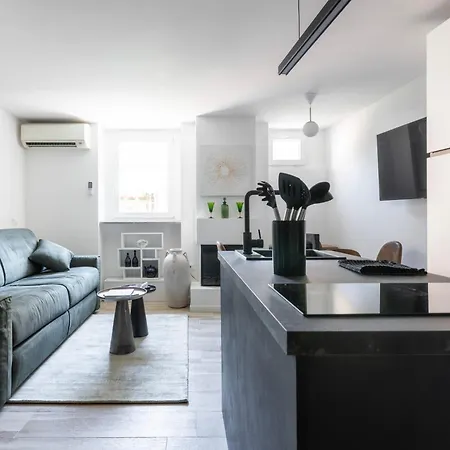 Mauvesweetrhome 2 Daire Roma