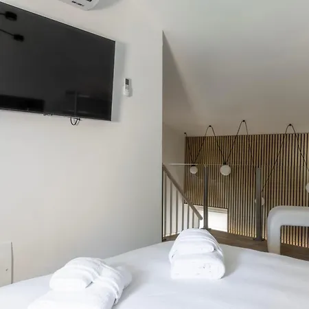 Apartment Mauvesweetrhome 2 *