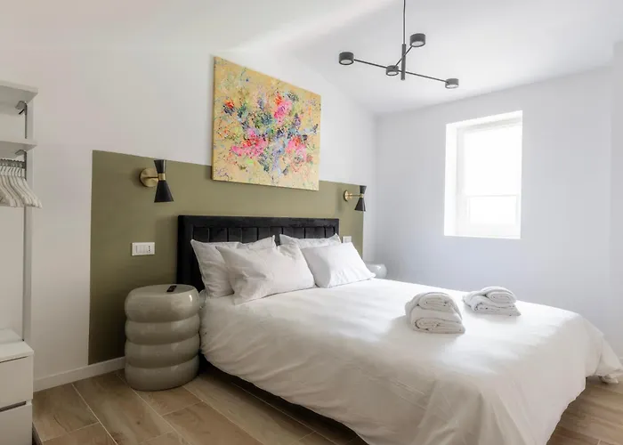 Apartment Mauvesweetrhome 2 *