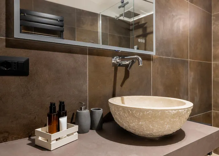 Apartment Mauvesweetrhome 2 *